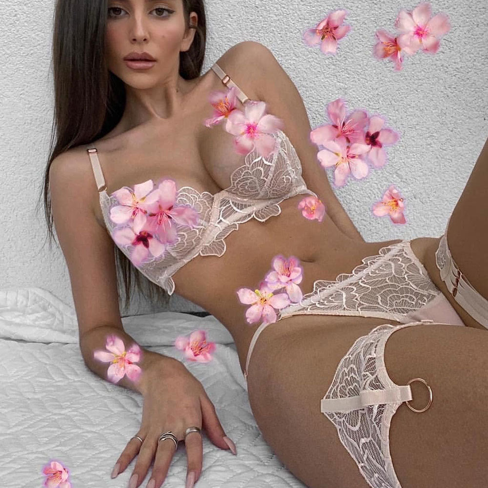Sexy Flower Lace Mesh Stitching Transparent Fun Three-piece Suit 3068